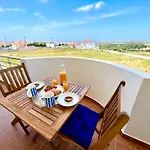 Appartement T2 Com Vista Panoramica Sobre A Costa *