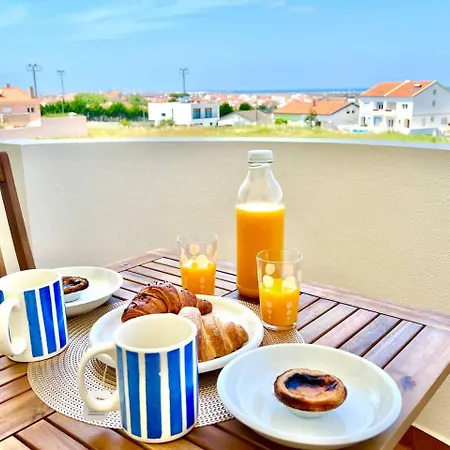 アパート T2 Com Vista Panoramica Sobre A Costa *