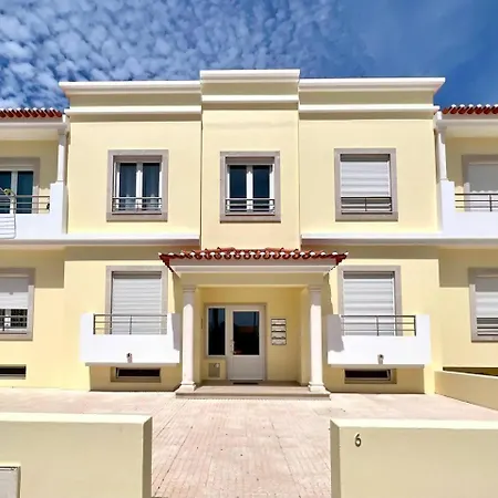 T2 Avec Vue Panoramique Sur La Côte Atouguia Da Baleia